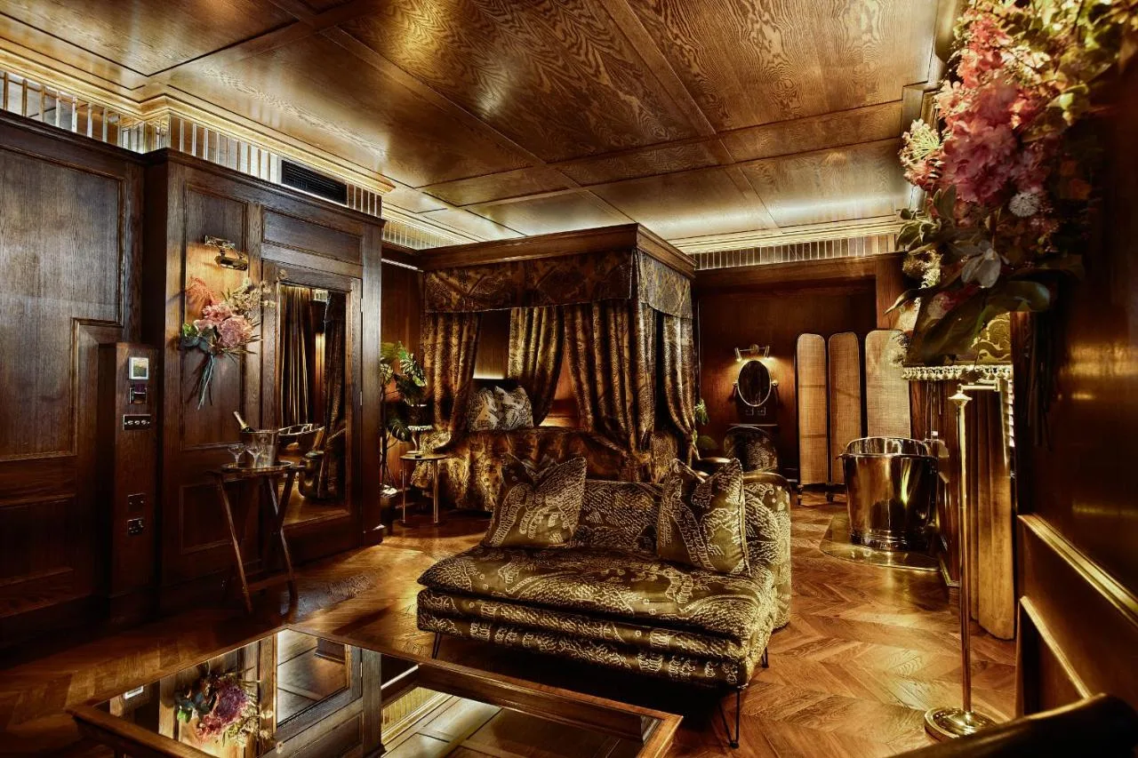 Presidential Suite